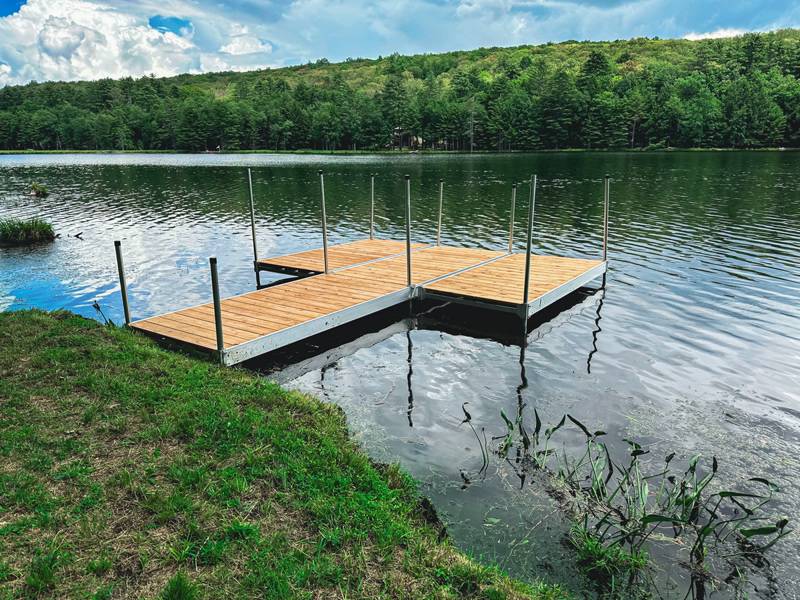 Dock Manufacturers